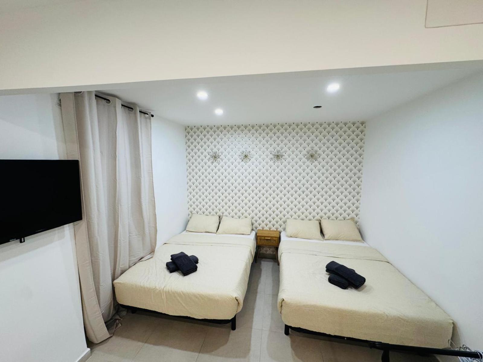 Luxury Apartments Near The Beach And Downtown Centrum 8 Alicante Exterior photo